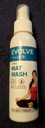 Evolve gaiam yoga mat wash - by,