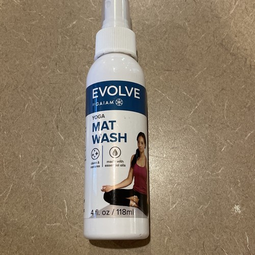 Gaiam yoga mat wash - yoga, spray
